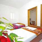 דירה White Hill Studio-apartments מאקרסקה