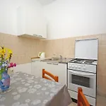 White Hill Studio-apartments Apartment