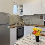 Apartment White Hill Studio-apartments *