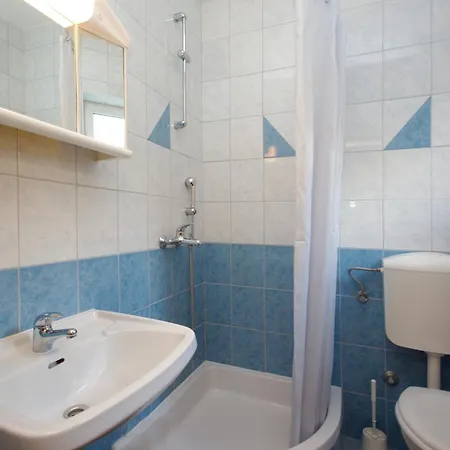 アパート White Hill Studio-apartments マカルスカ