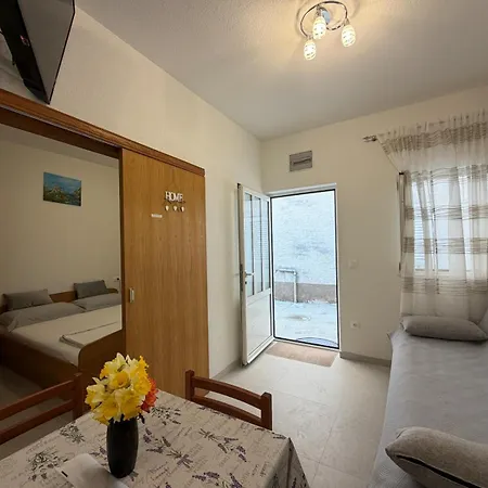 White Hill Studio-apartments