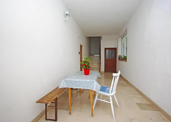 White Hill Studio-apartments Апартаменты Макарска